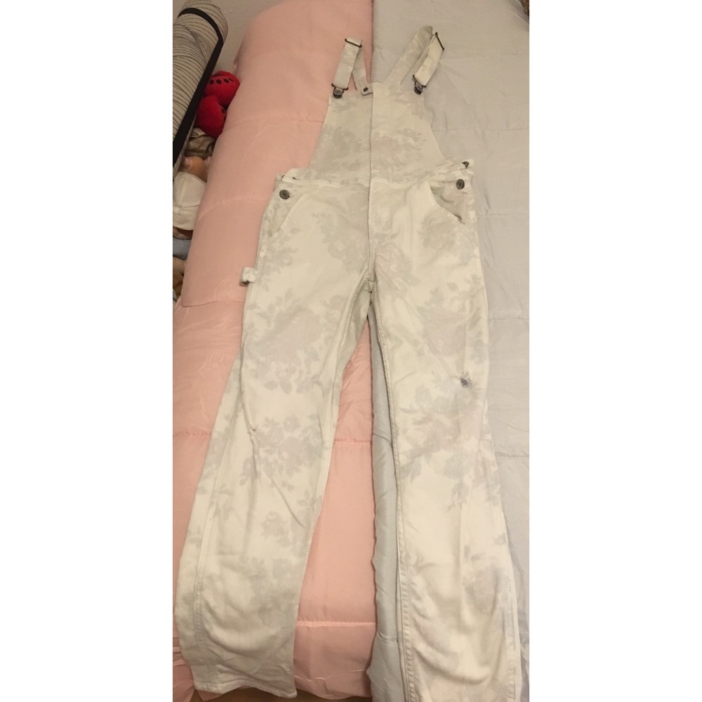 American Eagle Vintage Floral Overall